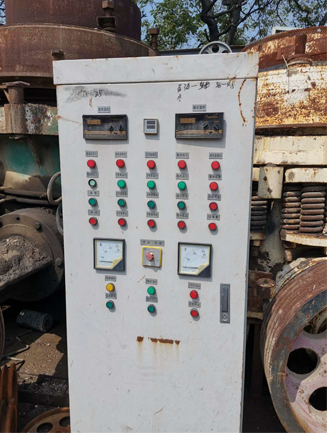 二手圓錐破碎機配電柜