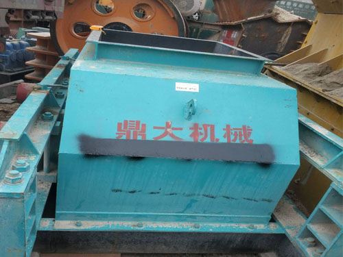 1000X800對輥破碎機